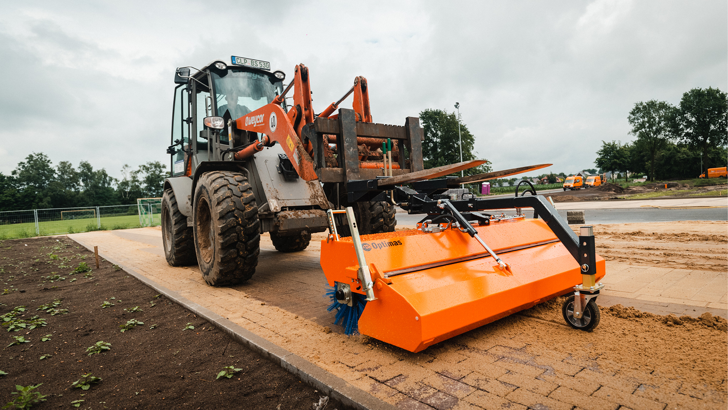 Optimas_Kehrmaschine_Clean_Sweeper_11