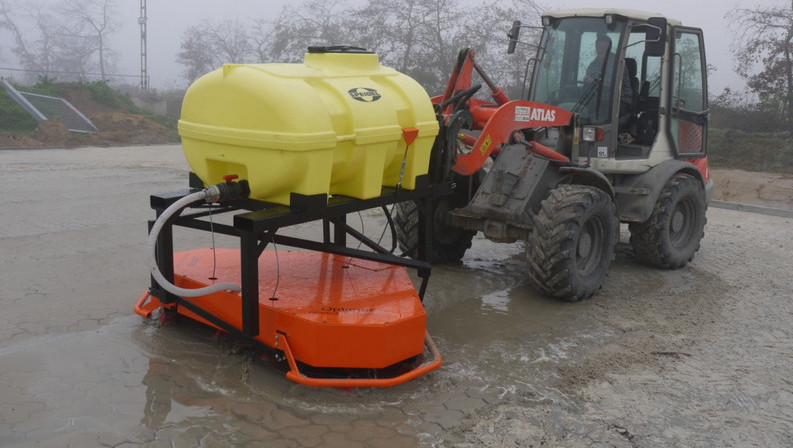 Optimas-Pflasterfugen-Fuellgeraet_Paver_Joint_Filling_device_wheel_loader_3