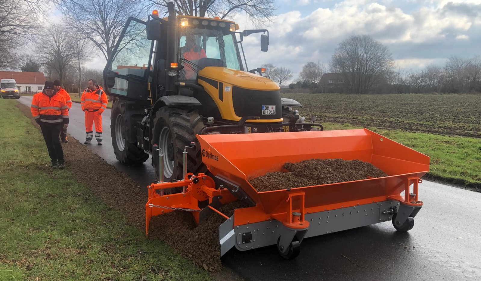Optimas_Material_Verteilschaufel1-4_Traktor_Side_shoot_bucket_Finliner