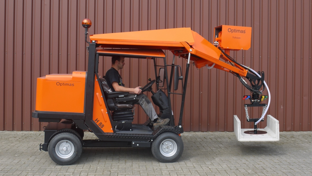Optimas Appareil à vide « BE » sur machine de pose de pavés 
