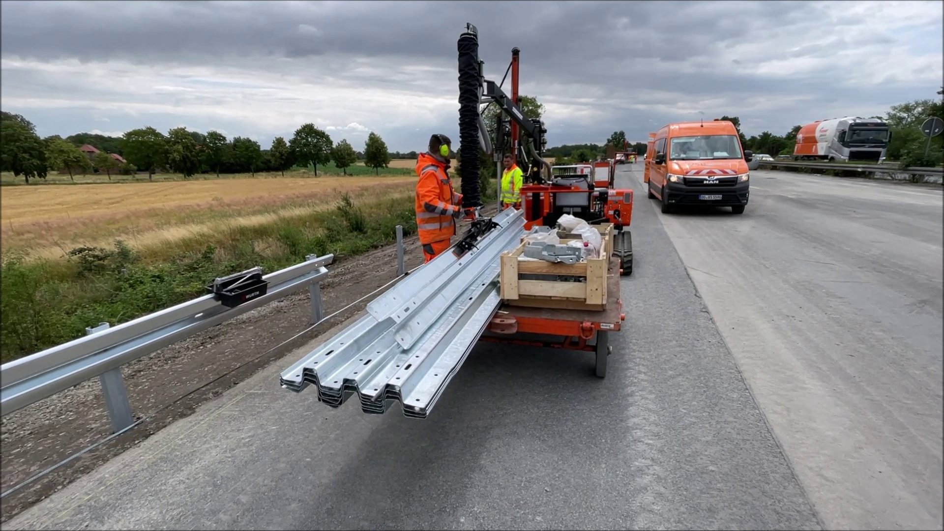 2-vlcsnap-2023-09-21-13h44m22s692