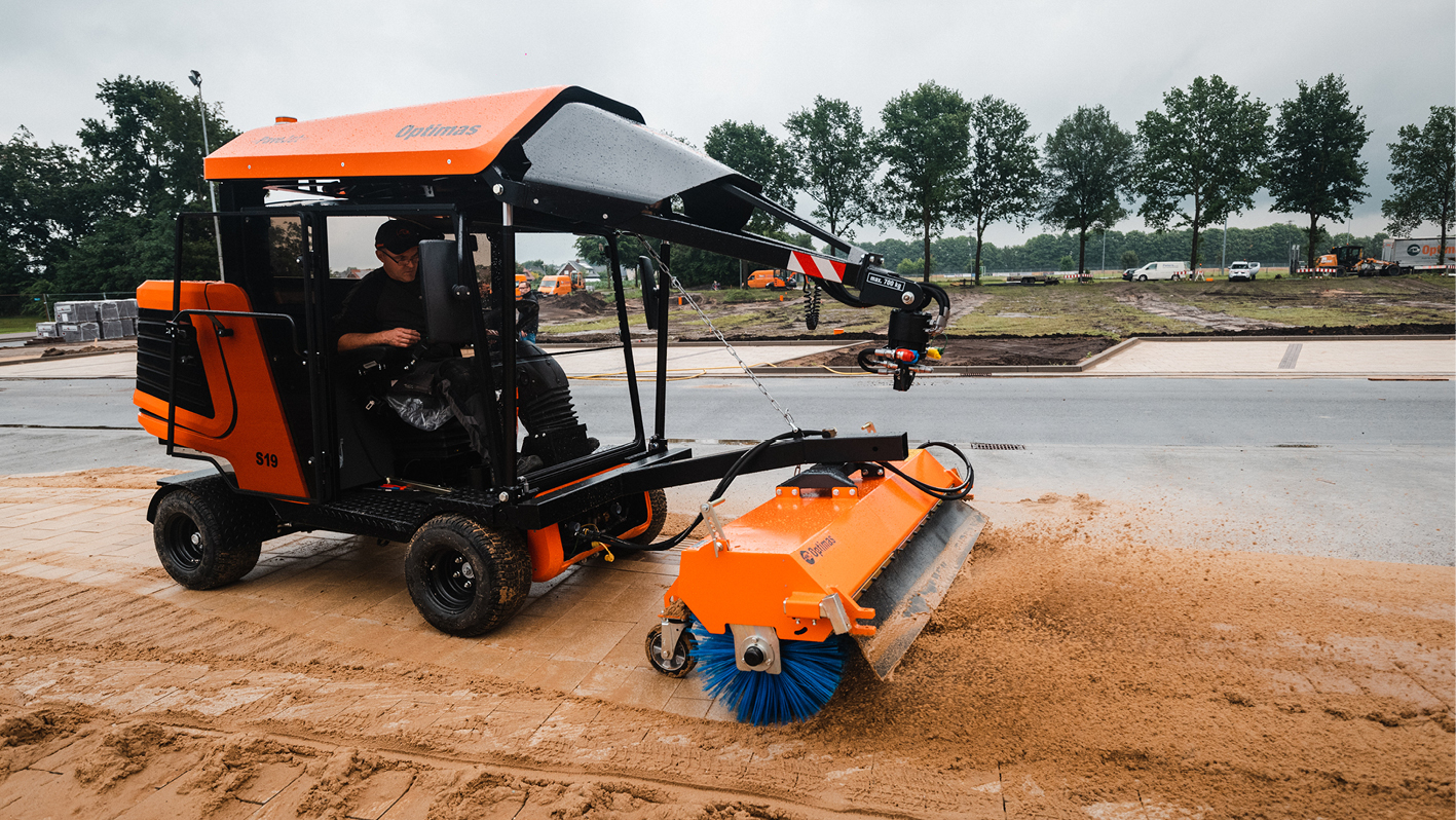 Optimas_Kehrmaschine_Clean_Sweeper_9