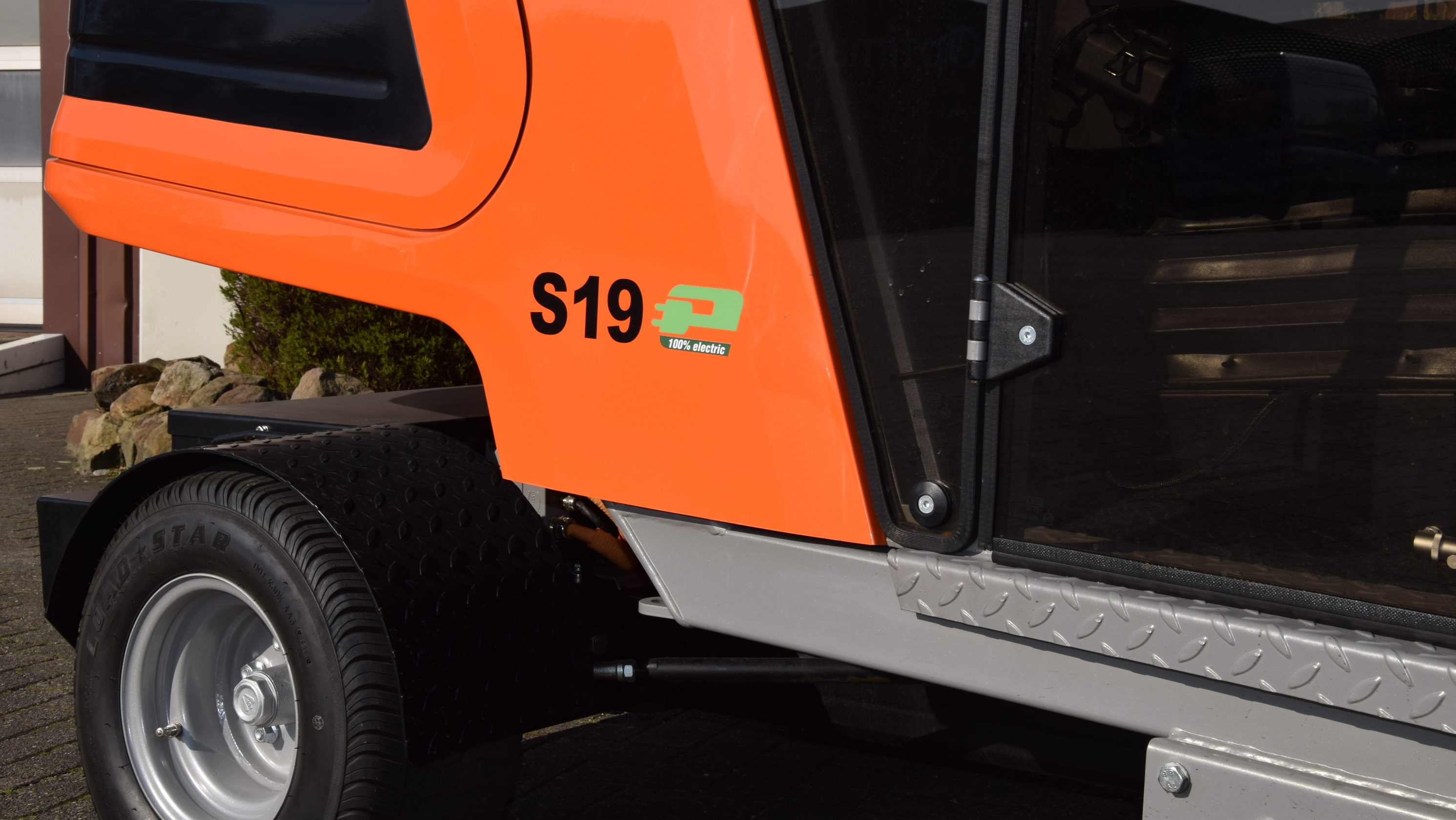 Optimas Machine de pose de pavés S19E PaveJet –  Vue détaillée de l'autocollant 