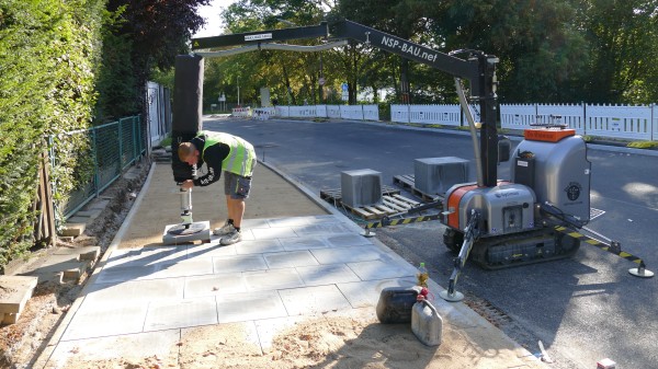 Optimas Vacu-Pallet-Mobil: setting concrete slabs